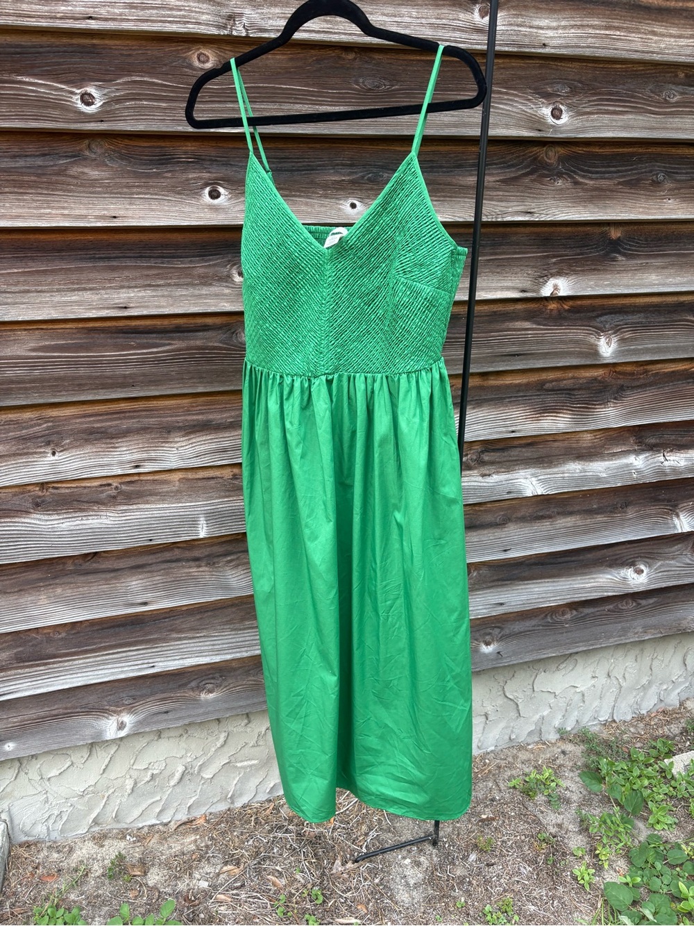 H&M Green Smocked Bodice Spaghetti Strap Midi Dress